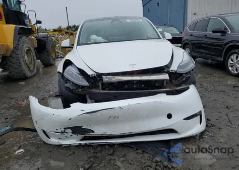 2023 Tesla Model Y z USA, uszkodzony, nr VIN 7SAYGDEE4PF797653